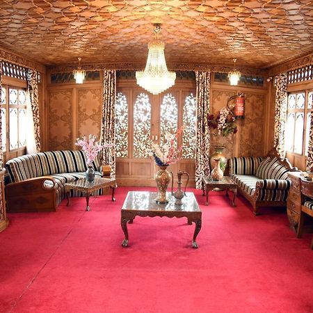 Yadgaar Houseboats Hotel Srinagar  Bagian luar foto
